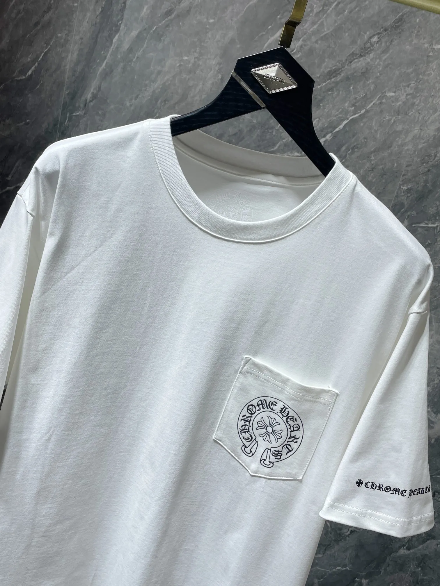 P140 New in summer Chrome Hearts 25ss 260g~270g High-weight, environmentally friendly and high-quality top-quality fabric Classic large horseshoe cross pattern Sanskrit short sleeves Imported glue printing and dyeing Counter synchronization 1:1 replica version Recommended color: black white Size: S, M, L, XL